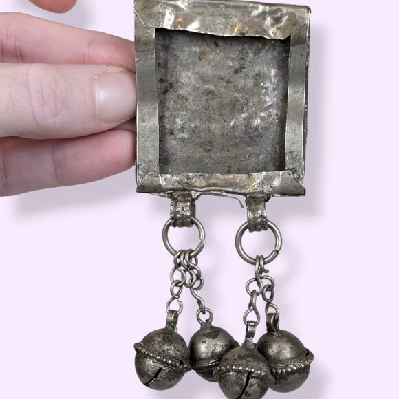 Vintage Metal Amulet Box Pendant - Picture 4 of 5